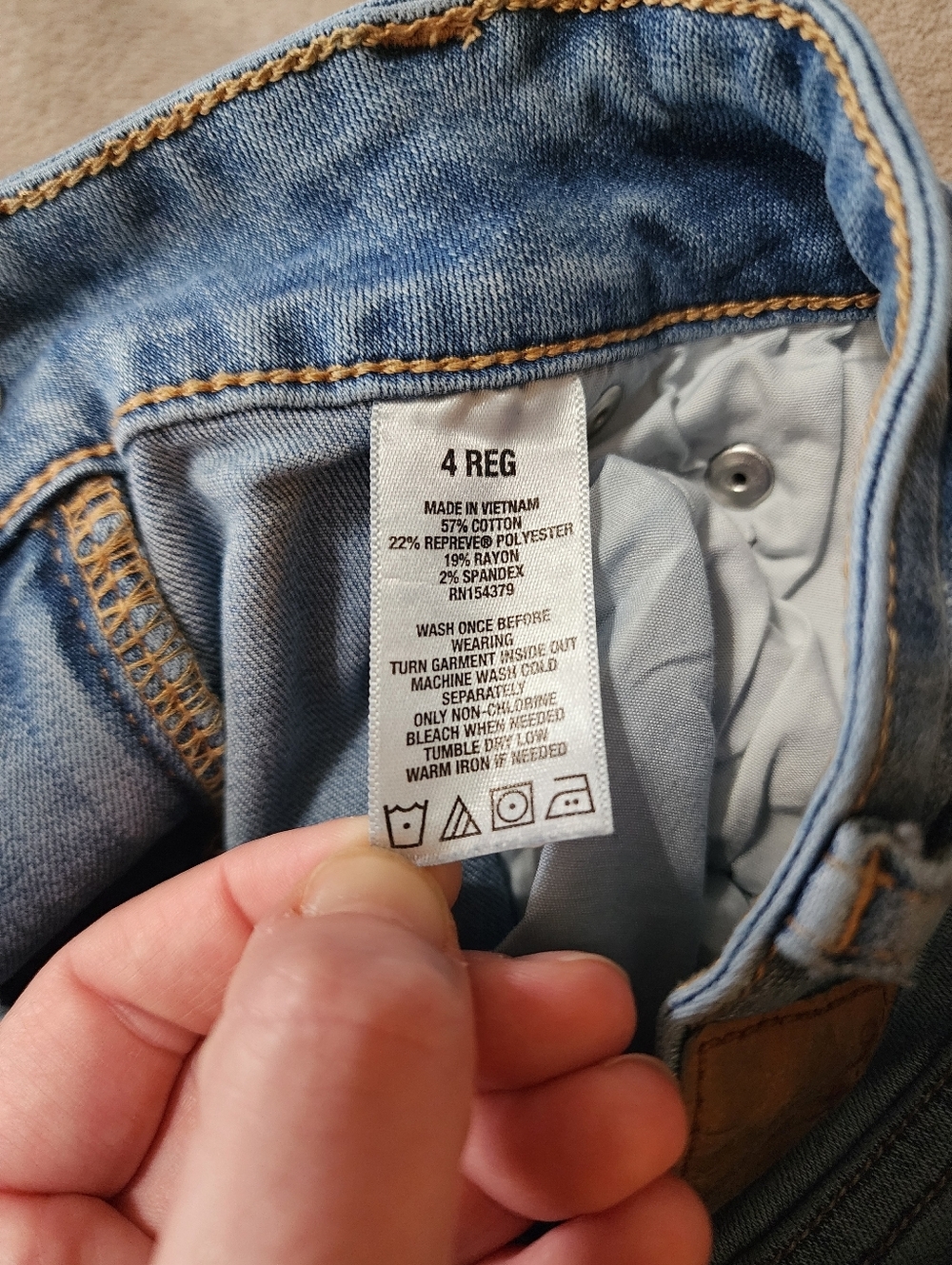 Aéropostale Low Rise Jegging Jeans | 4 | Distressed - Picture 7 of 9